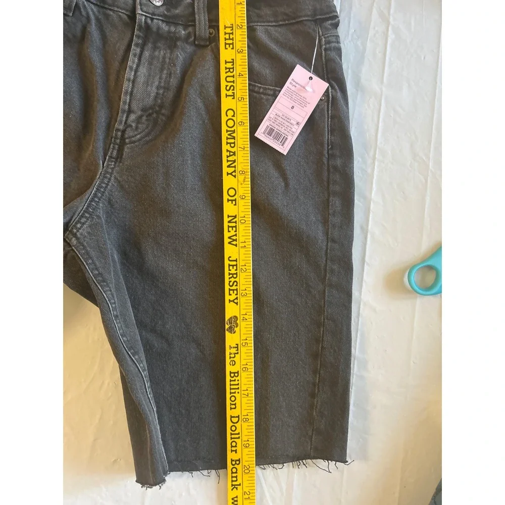 Wild Fable Womens Mid Rise EasyRigid Denim Shorts Black Wash Raw Hem Size‎ 8 NWT